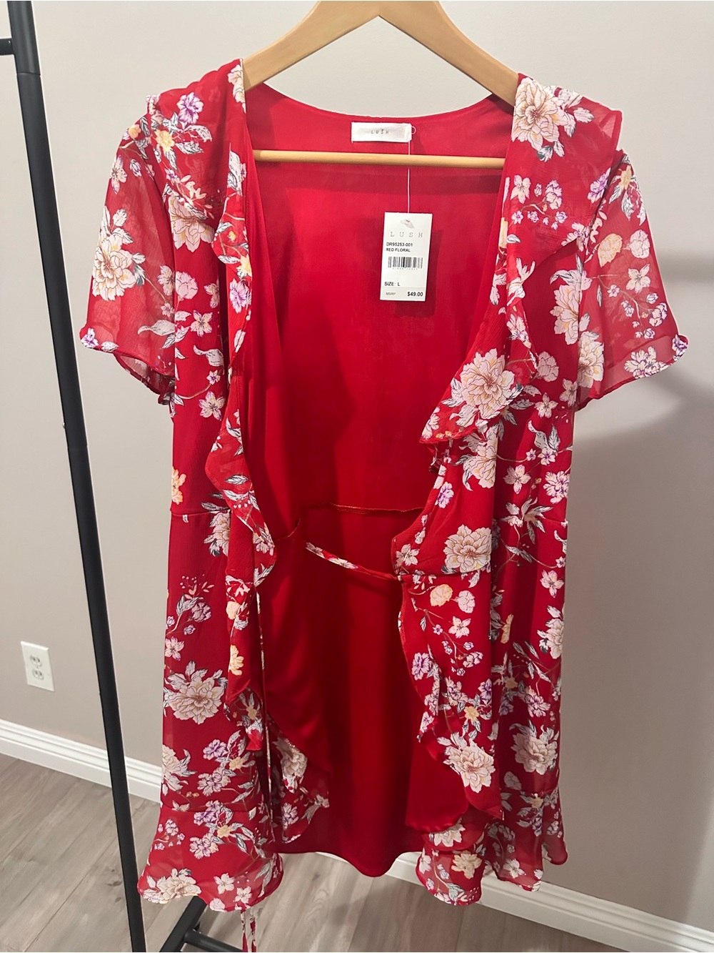 NWT Lush Colie Red Floral Wrap Mini Dress - Size L - Picture 6 of 9